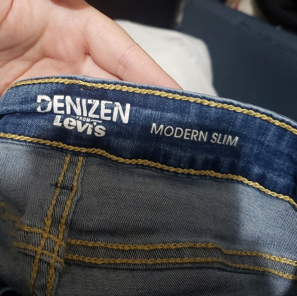 6 pairs of jeans barely worn - Picture 16 of 16